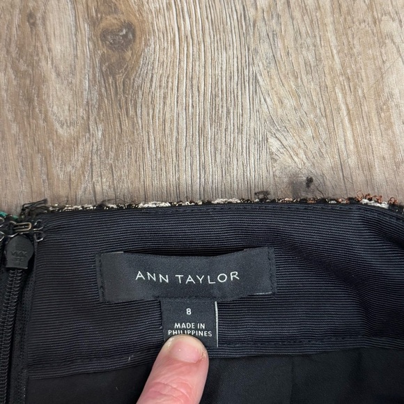 Ann Taylor • Tweed Sequin Metallic A Line Skirt - Picture 7 of 13
